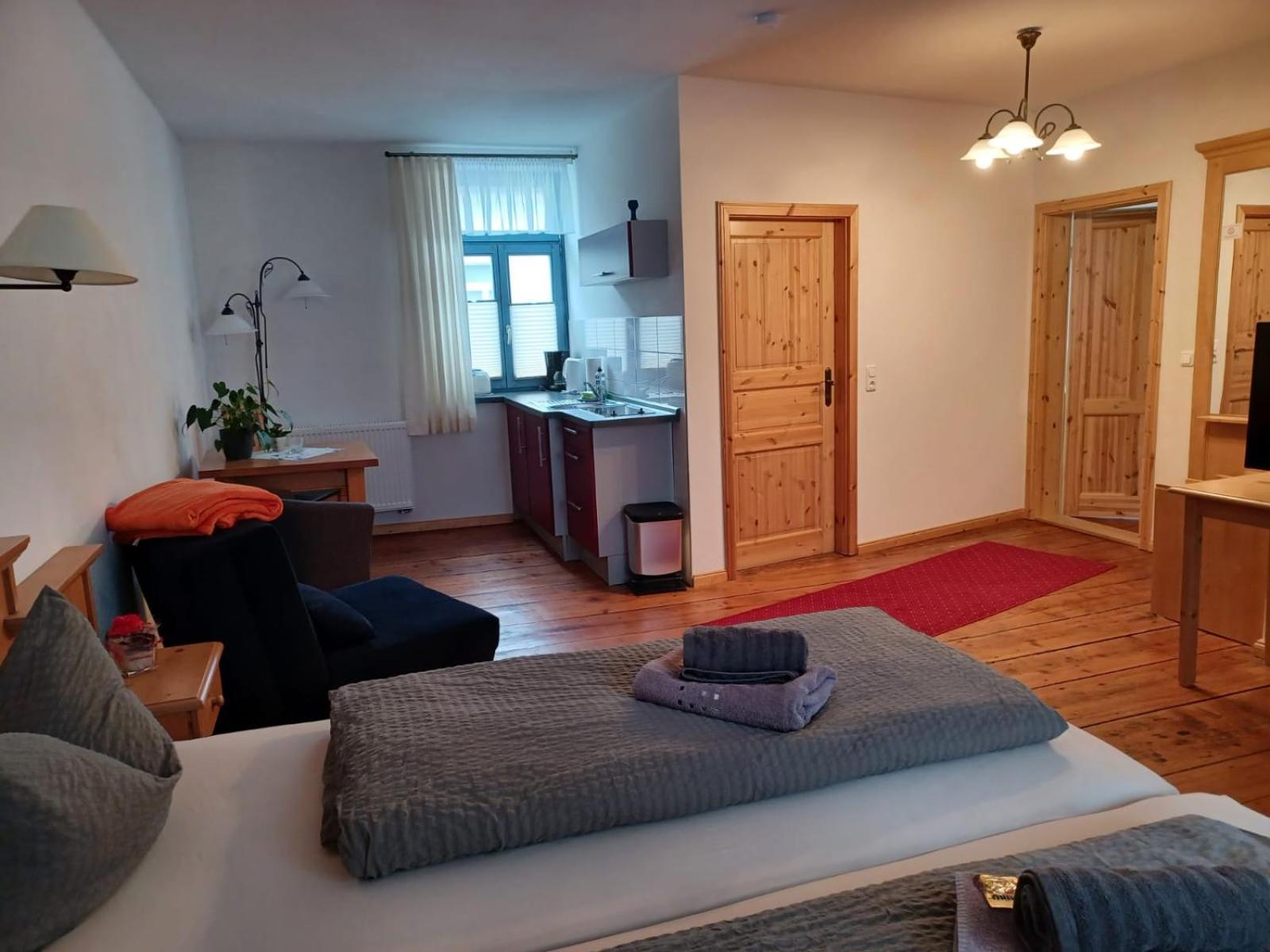 Pension Und Gaststaette "Zur Brauschaenke" Schöneck Exterior foto